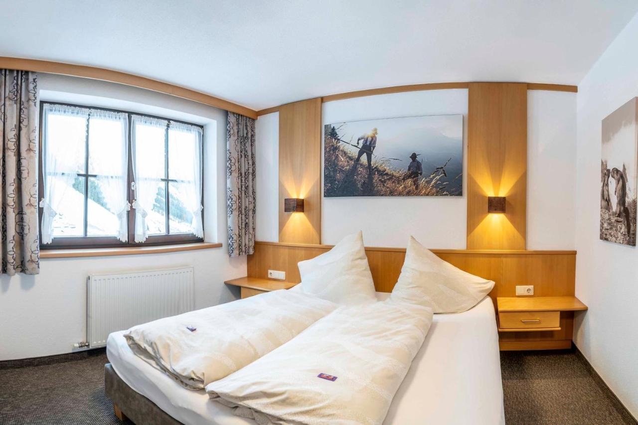 Hotel Almhof-Reithof Pitztal St. Leonhard im Pitztal Zewnętrze zdjęcie